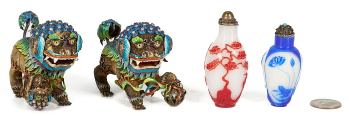 2 Chinese Silver Enameled Lions & 2 Carved Peking Glass Snuff Bottles