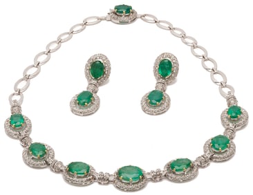 18K Gold, Emerald, & Diamond Neckace w/ Matching Earrings