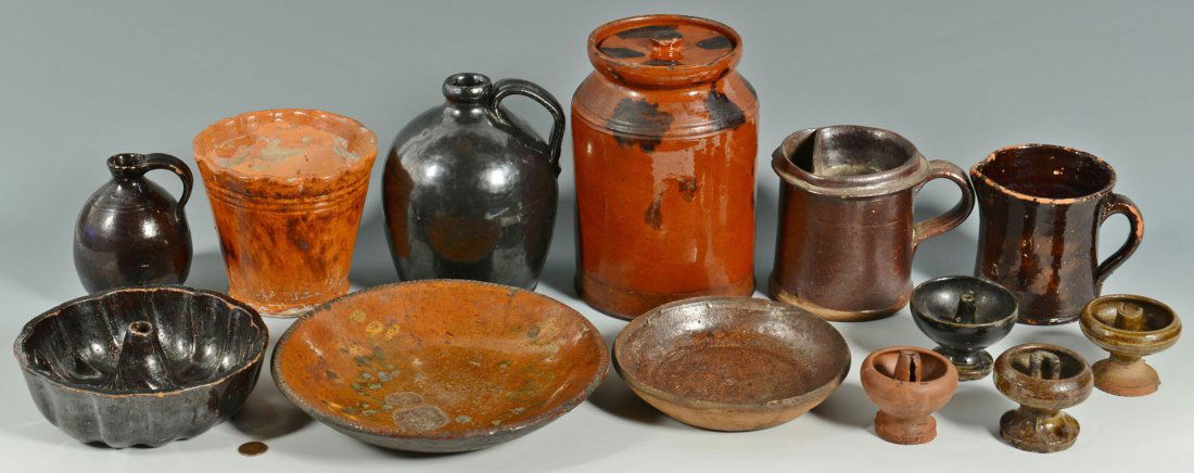13 New England & NY/PA pottery items, most Redware: Large grouping of New England and NY/PA pottery items, most redware, 13 items. Includes manganese spot decorated preserving jar with lid, redware flowerpot with crimped rim and manganese decoration, r