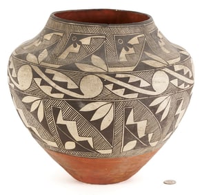 Large Native American Pottery Jar, Acoma Olla