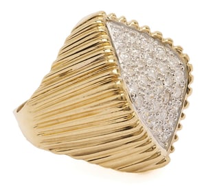 18K Gold & Diamond Cluster Ring