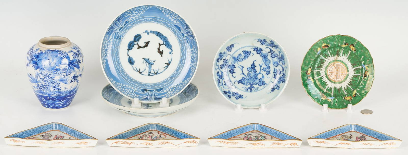 9 Pieces Asian Porcelain incl. Arita Jar