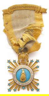 14K Gold Colonial Dames Medal, Mary Eliza Mason: 14K yellow gold National Society of the Colonial Dames of America medal engraved with the name of Mary E. Mason, #1269. The medal is marked "14K 585" and XRF tests 14K gold. The me