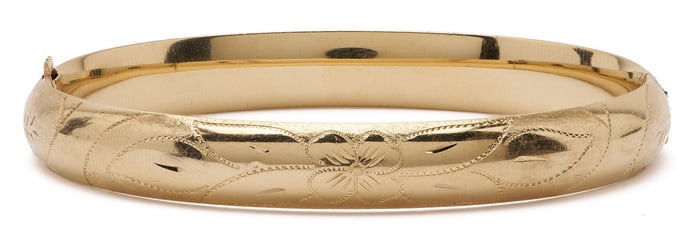 14K Gold Bangle Bracelet w/ Floral Design