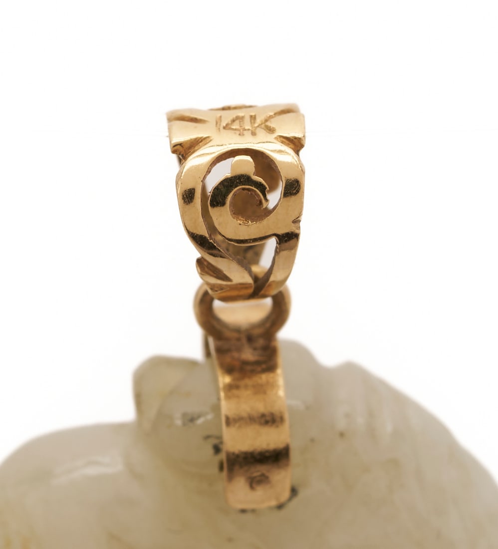 5 Jade Items: Necklace, 2 Pendants, & Pair of Earrings - 10