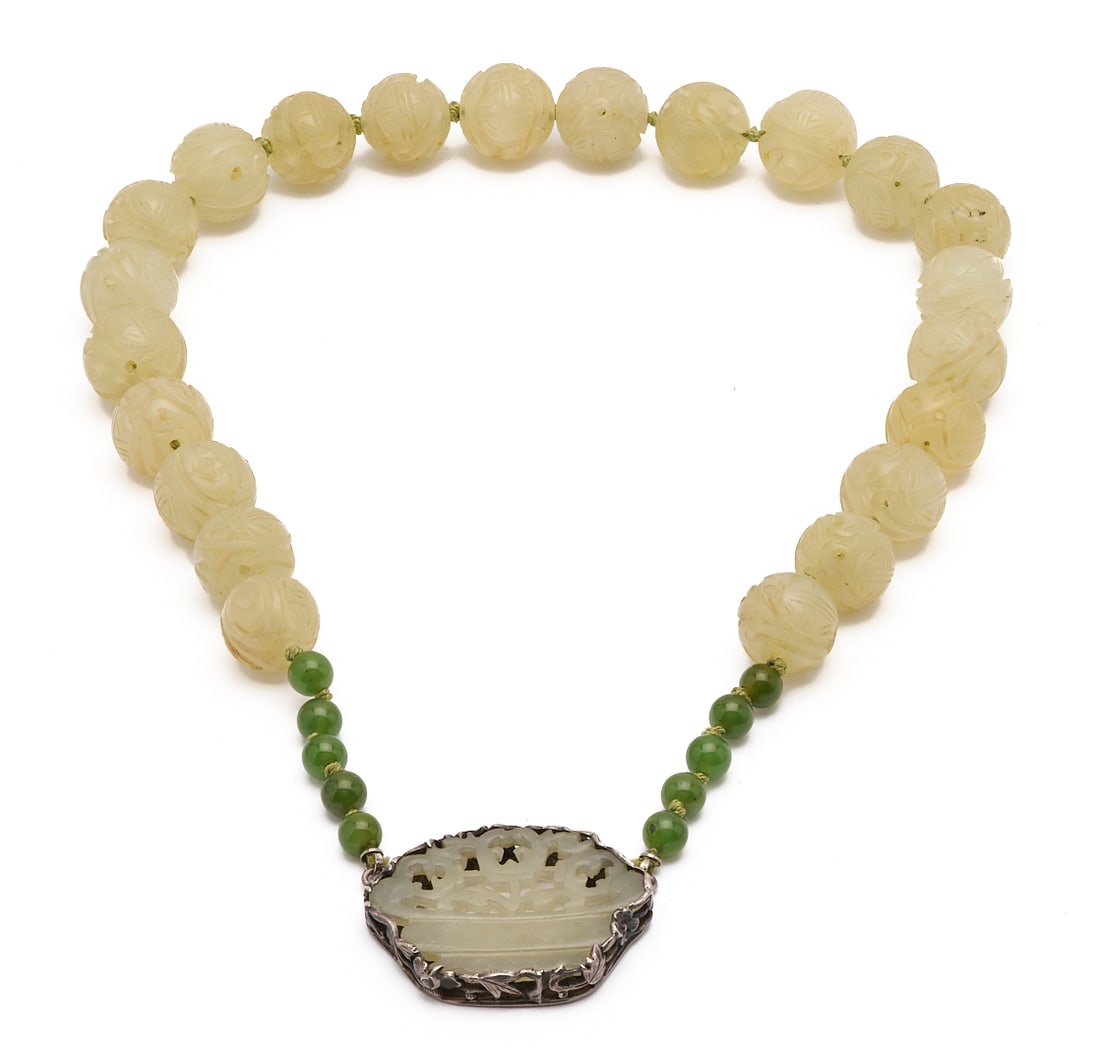 5 Jade Items: Necklace, 2 Pendants, & Pair of Earrings - 3