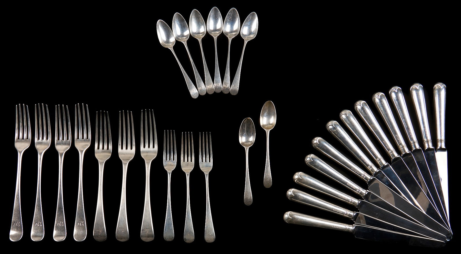 30 Pcs. English Sterling Silver Flatware, incl. Bateman (1 of 10)