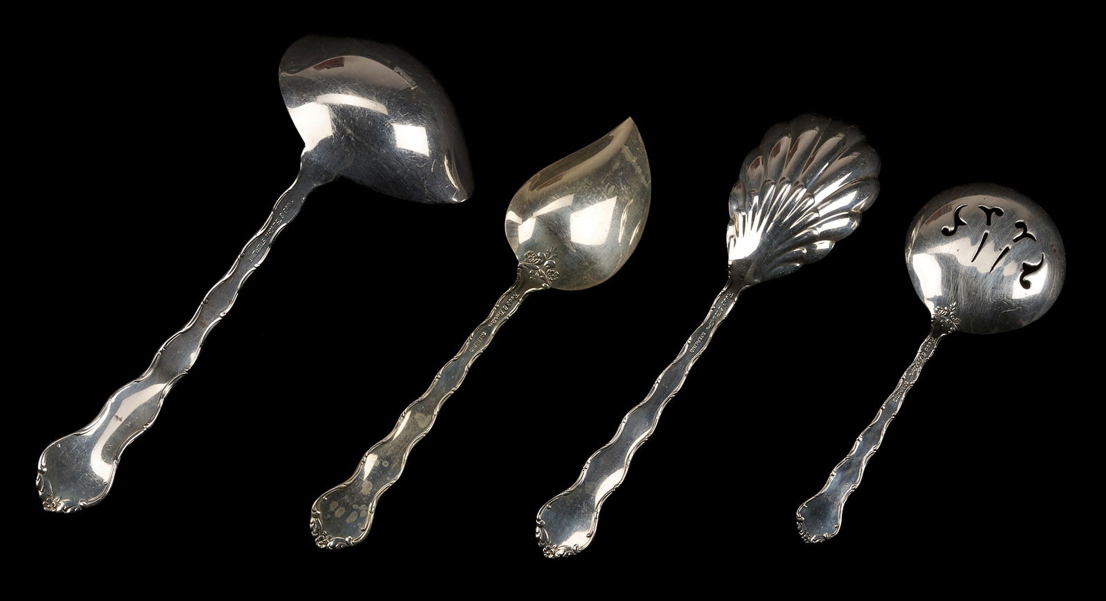 101 Pcs. Reed and Barton Tara Pattern Silver Flatware - 10