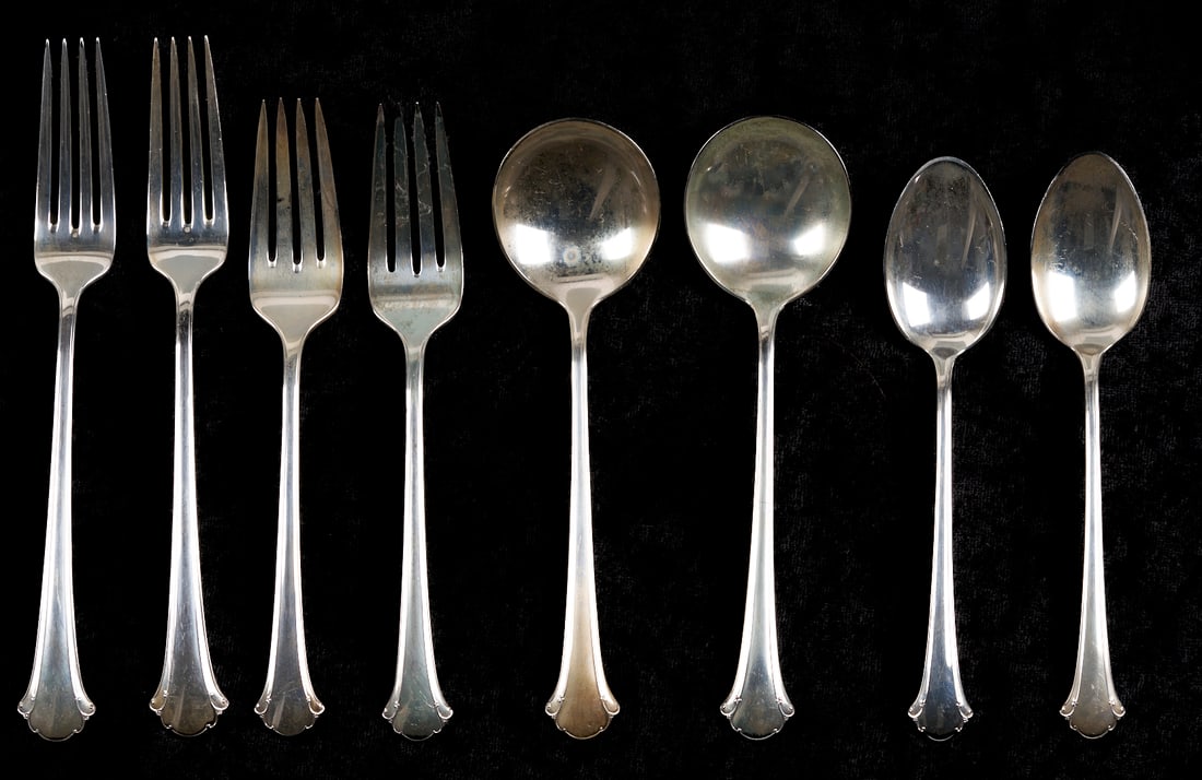 30 pcs Sterling: Nut Dishes, Bread Tray, Towle Chippendale Flatware - 4