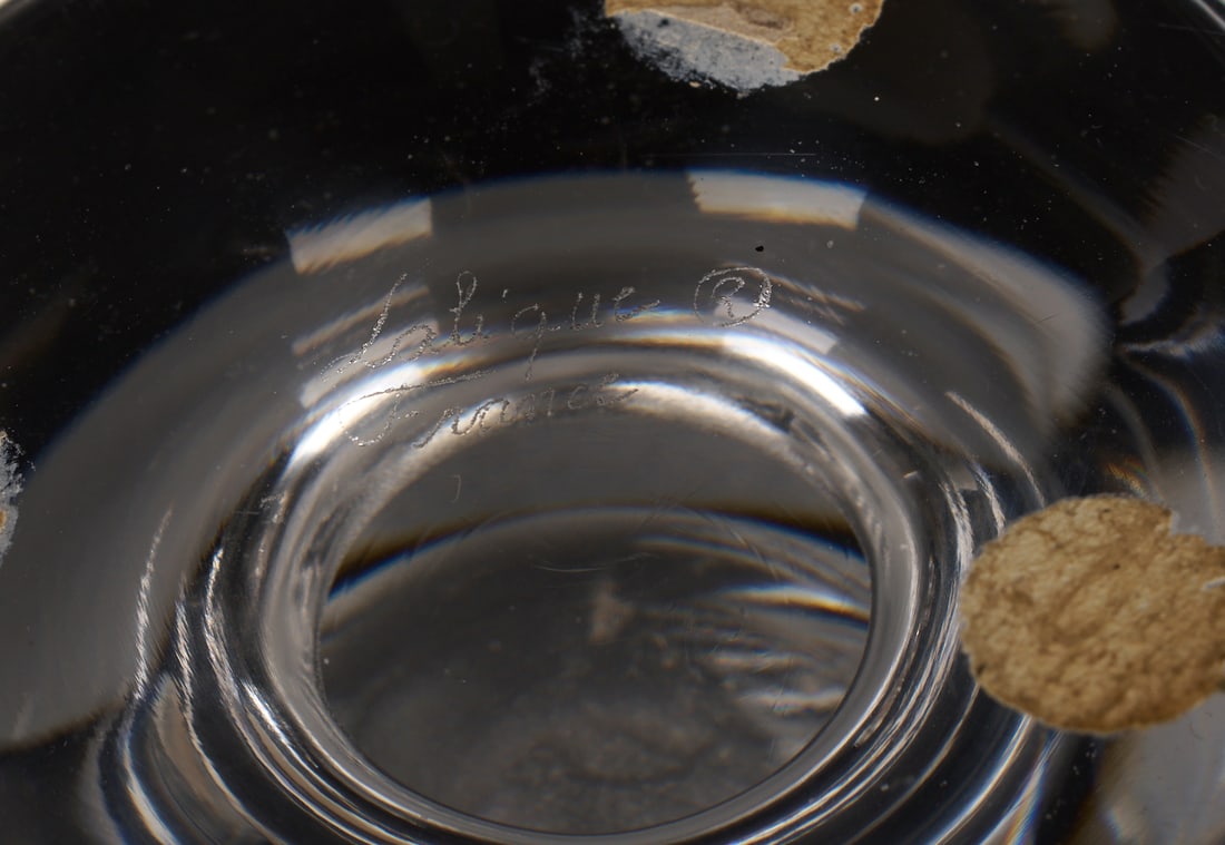 12 Lalique Glass Items, incl. Pin Trays, Perfume Bottles - 17