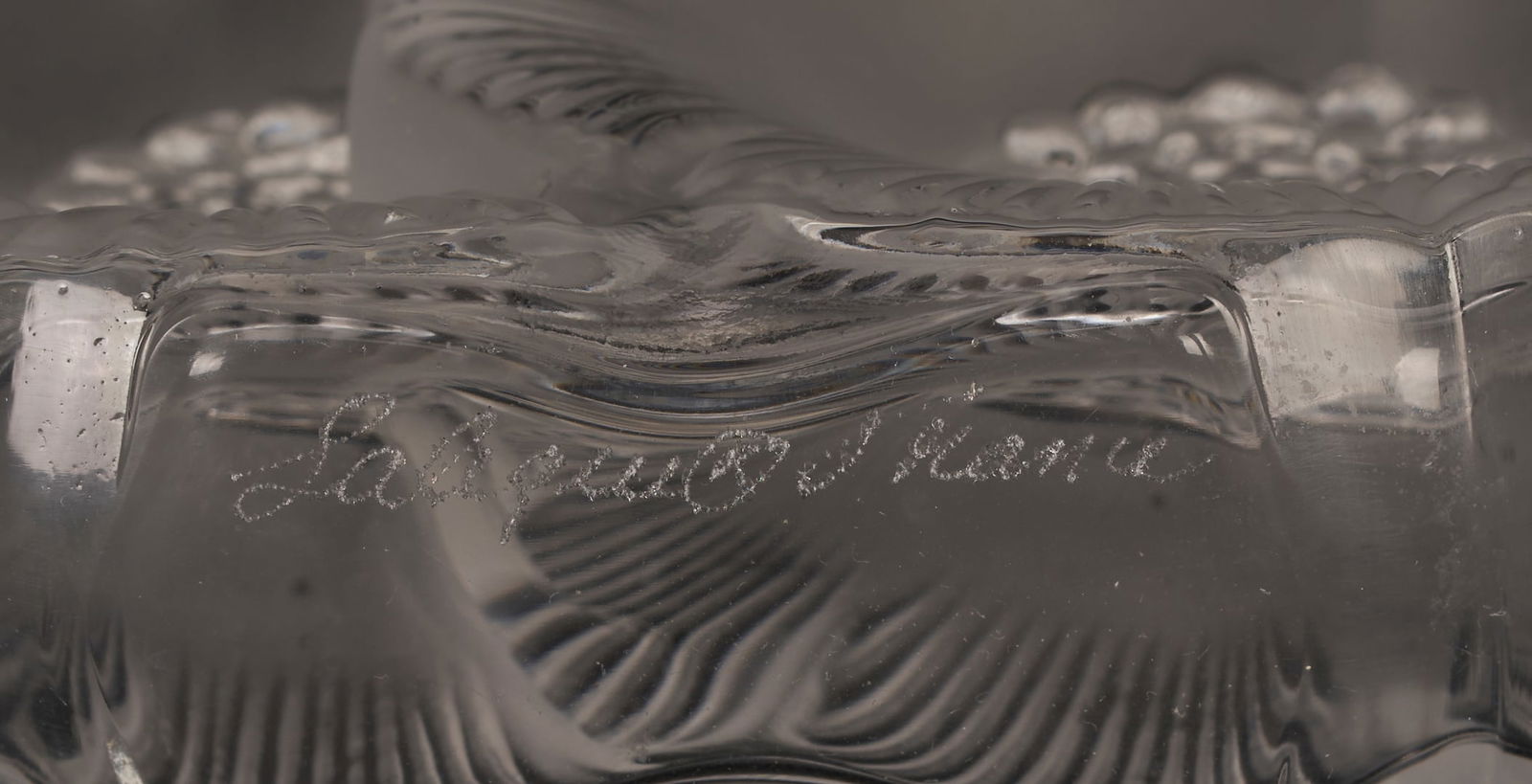 12 Lalique Glass Items, incl. Pin Trays, Perfume Bottles - 18