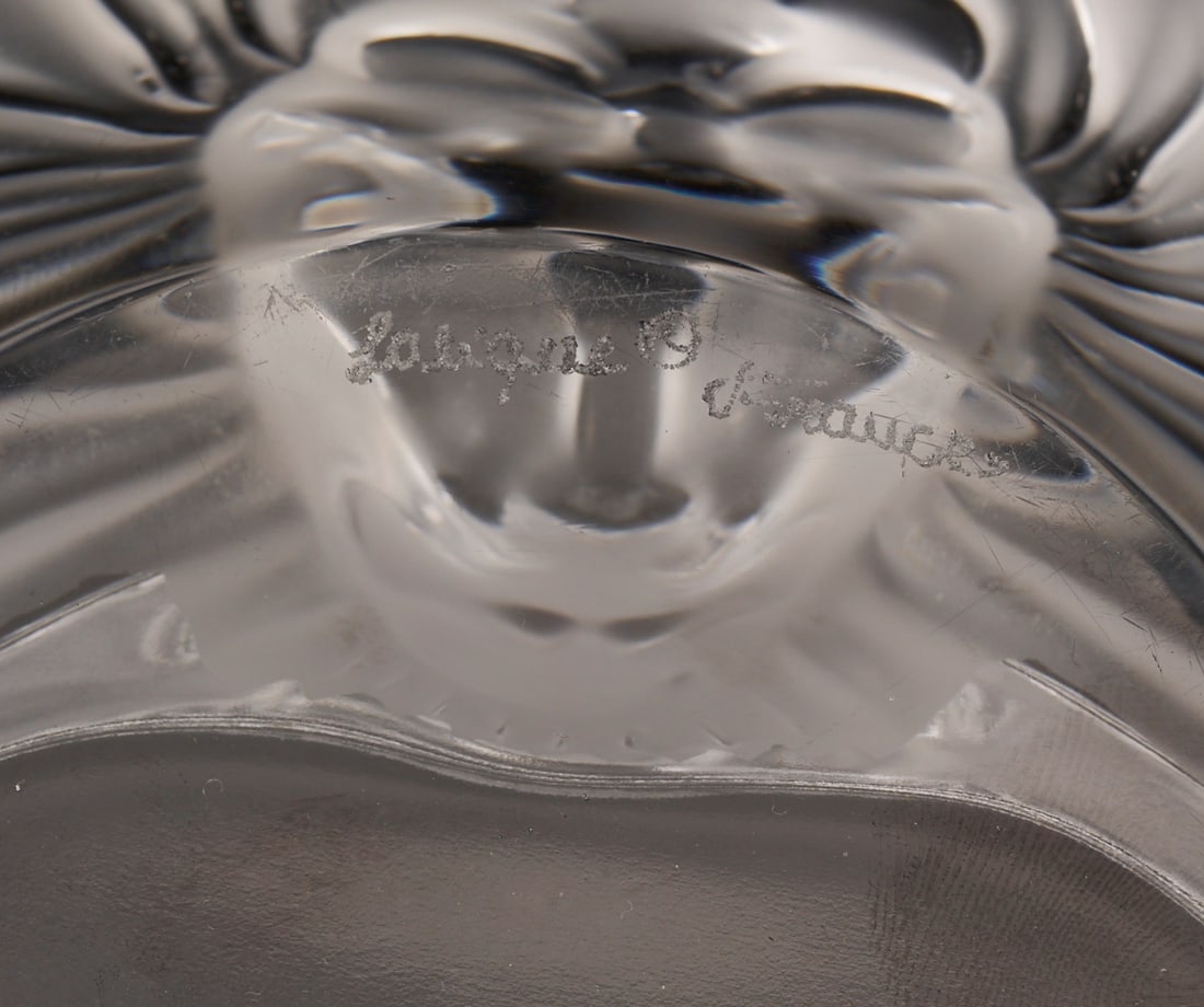 12 Lalique Glass Items, incl. Pin Trays, Perfume Bottles - 9