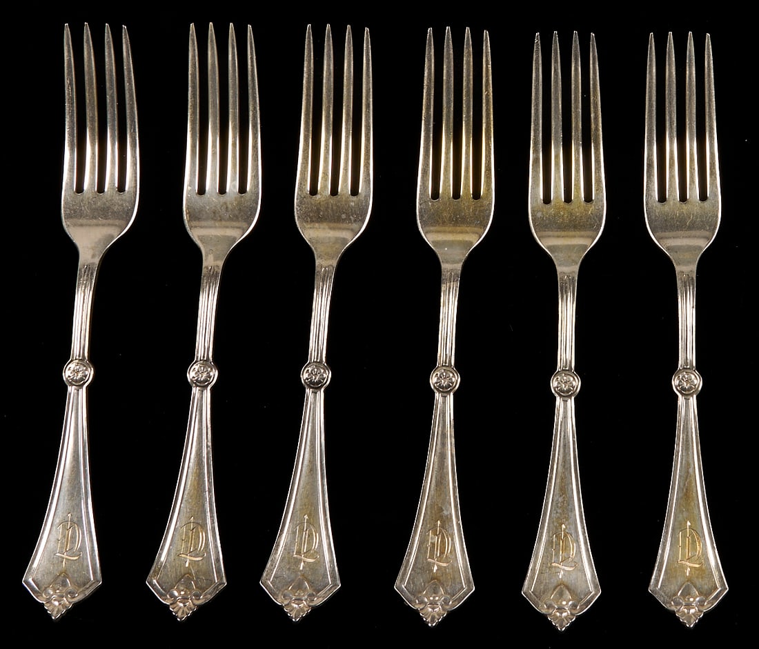 26 Pcs. Early 20th C. Flatware, mostly Gorham - 4
