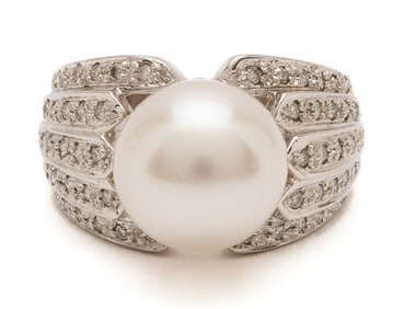 18K Gold, Pearl & Diamond Ring