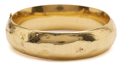 14K Gold Bangle Bracelet