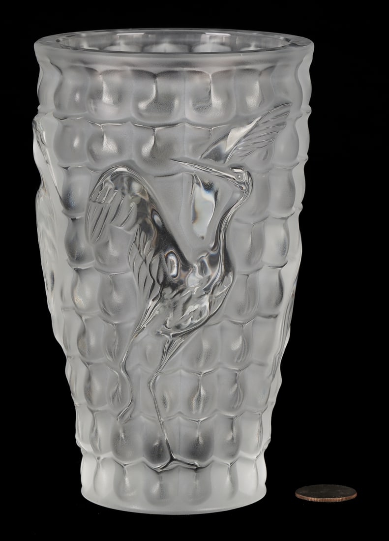 Lalique Vase with Crane Design, "Ibis": A Lalique crystal "Ibis" vase, featuring four clear glass Ibises against a frosted honeycomb pattern. Signed "Lalique France" to underside. Mid to late 20th C. 7 in. H x