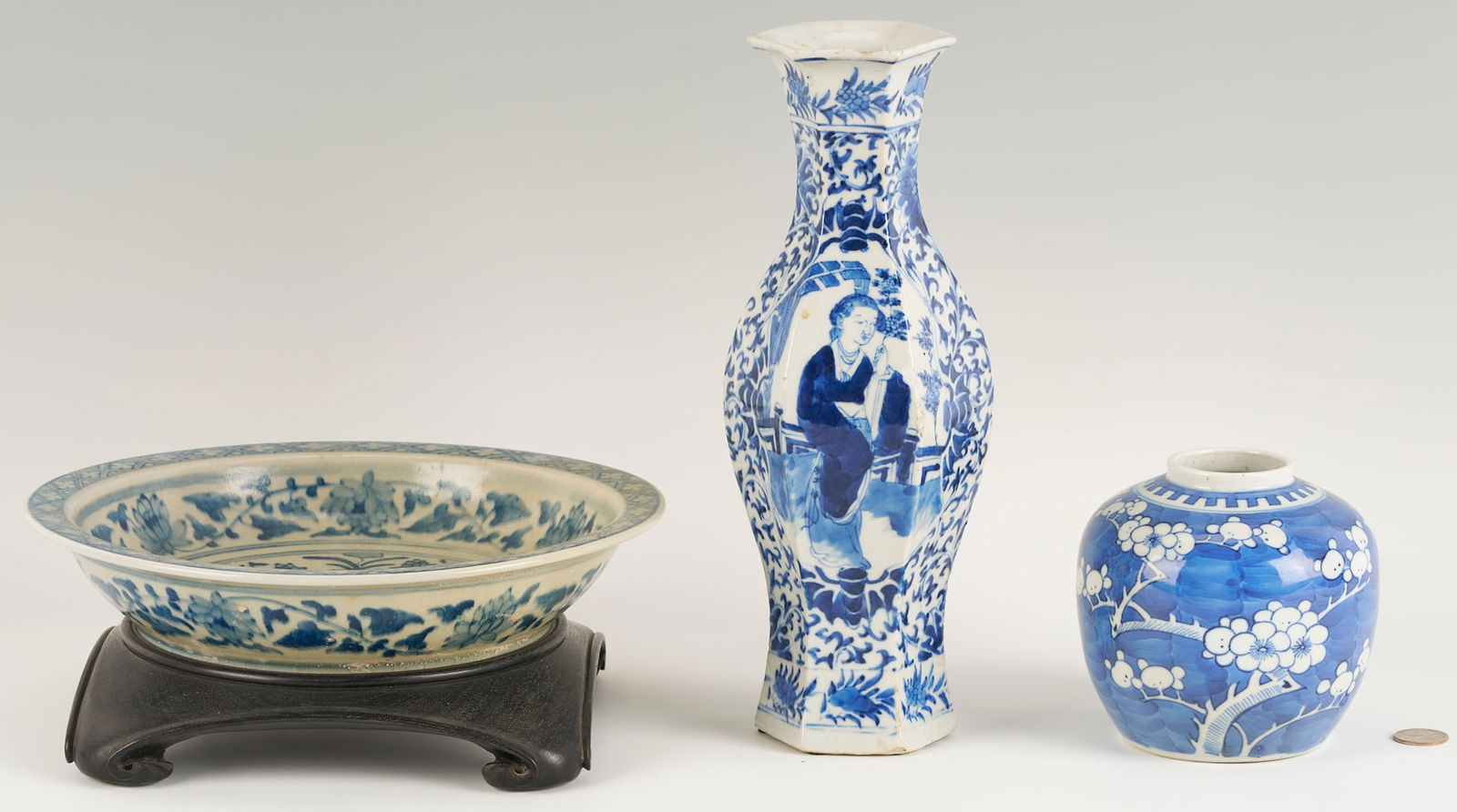 3 Chinese Blue & White Porcelain Items (1 of 17)