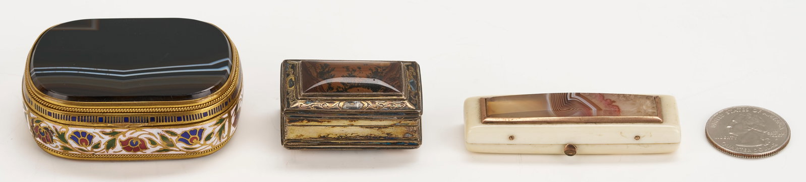 3 Agate Vertu Boxes: Vinaigrette, Snuff & Toothpick Case (1 of 15)