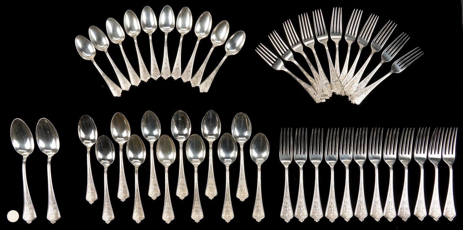 47 Pcs Lady Washington Sterling Flatware (1 of 8)
