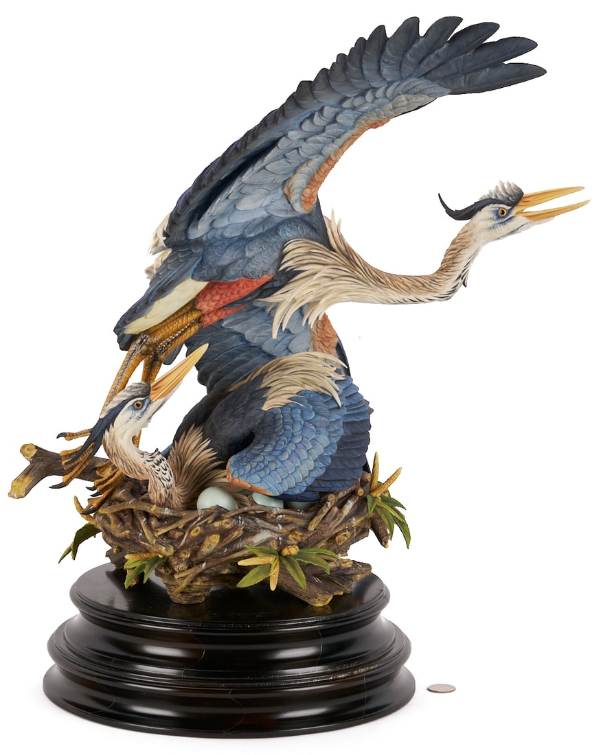 Hutschenreuther Heron Porcelain Sculpture, The Challenge: Large figural porcelain sculpture designed by the German artist Gunther Granget for Lorenz Hutschenreuther, titled “The Challenge”, depicting a pair of great blue herons in a nest. The mal