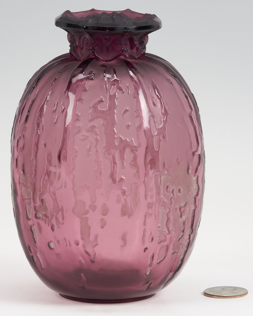 Rene Lalique Amethyst Fontaines Vase (1 of 13)