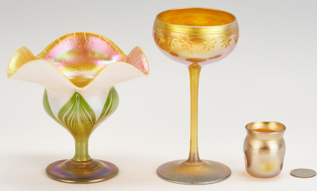 3 pcs. Tiffany Favrile Iridescent Art Glass, incl. Ruffled Rim Compote (1 of 16)