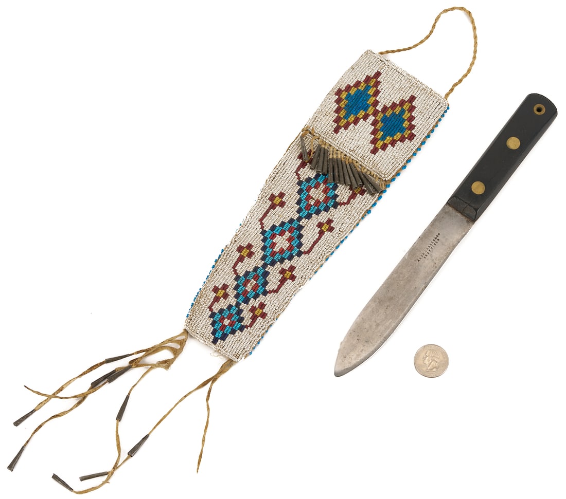 Native American Plains Cree Beaded Knife Sheath (1 of 12)