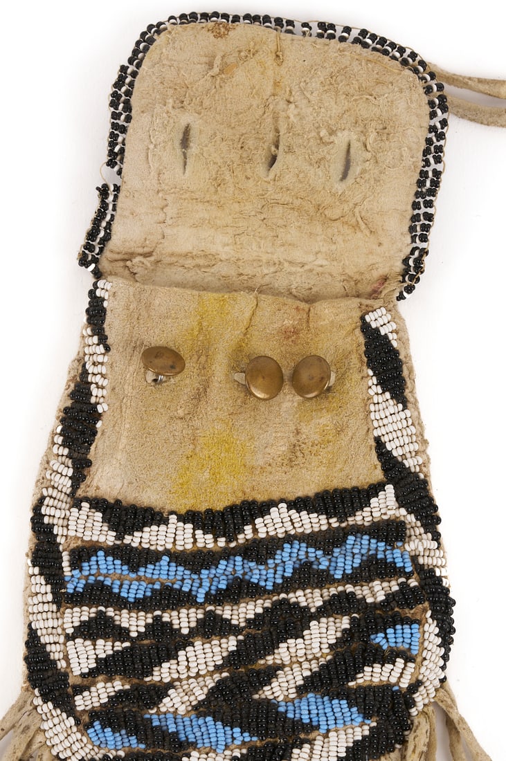 Native American Apache Beaded Hide Pouch - 5