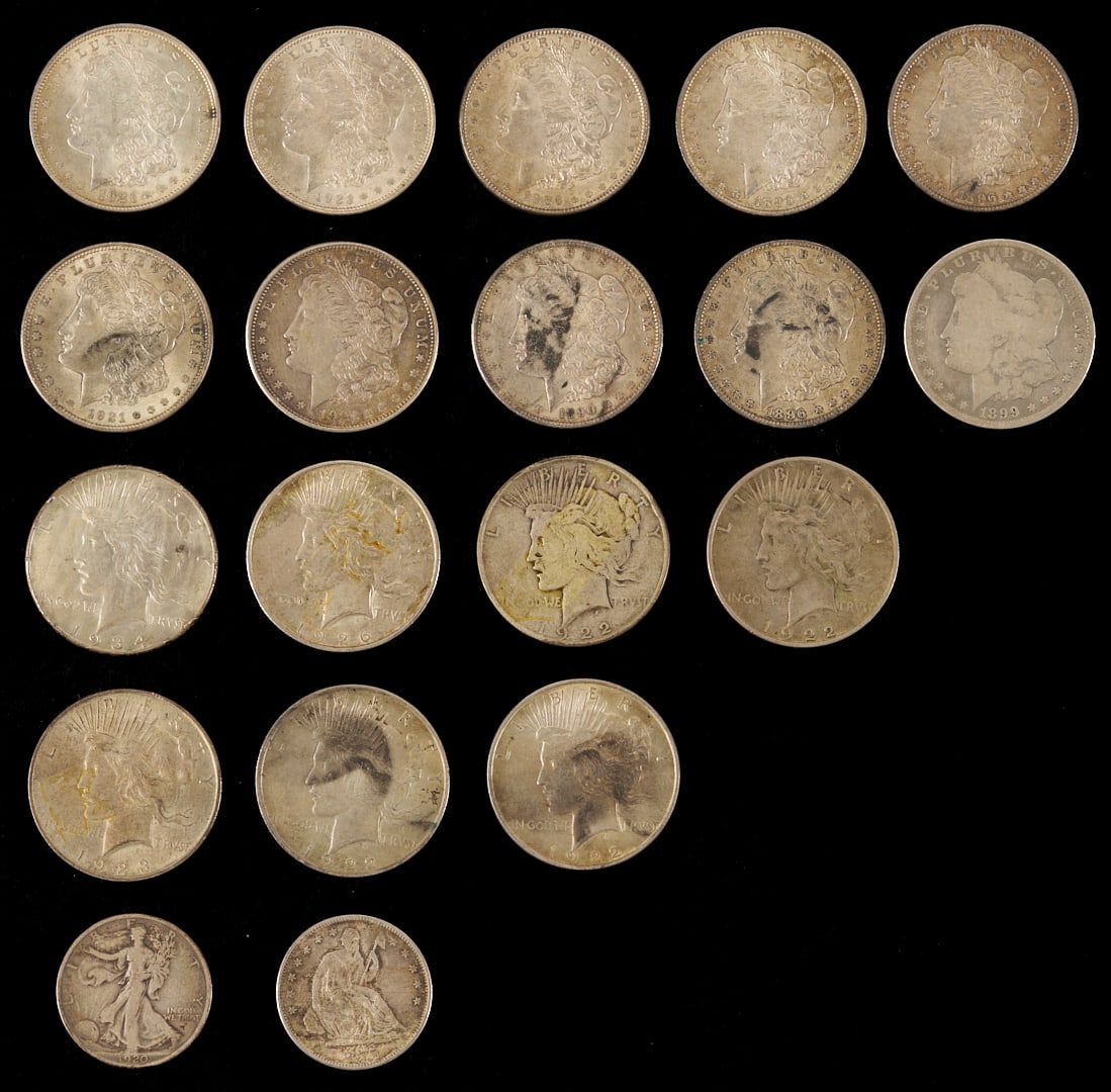 19 US Silver Coins - 10 Morgan Dollars, 7 Peace Dollars, and 2 Half-Dollars (1 of 5)