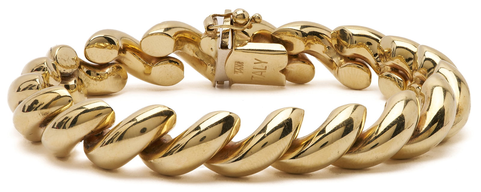 14K Yellow Gold Italian San Marco Bracelet: 14K yellow gold Italian San Marco bracelet, marked "14Kt" and "Italy." The bracelet XRF tests 14K. 18 x 6 mm links, 7 1/2 in. L. 22.89 grams. Additional high-resolution photos