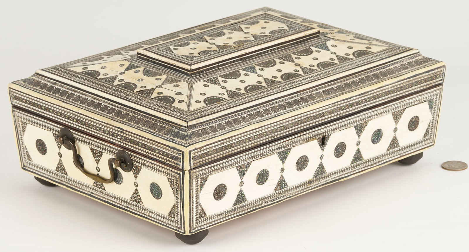 Anglo Indian Bone Sewing Box (1 of 11)