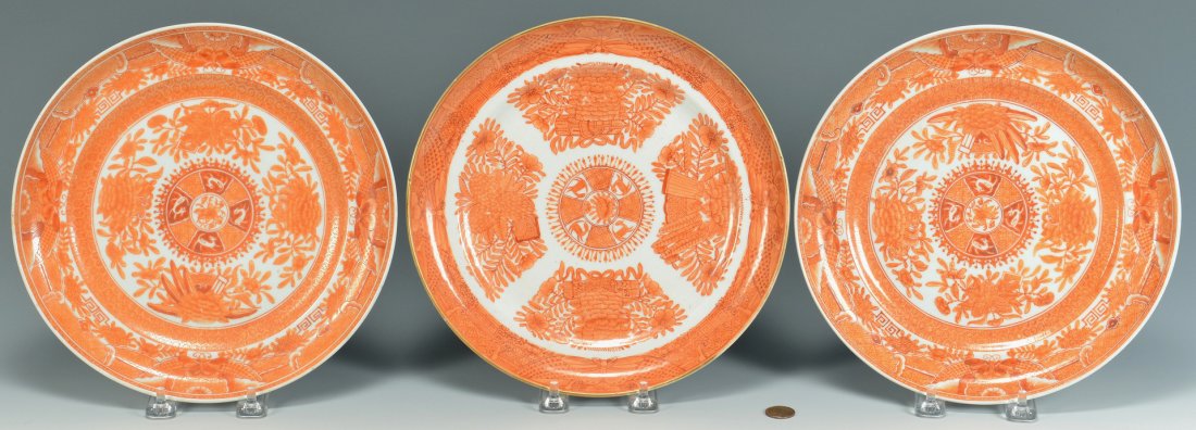 3 Export Plates: Orange Fitzhugh: 3 assembled Chinese Export porcelain plates in the orange "Fitzhugh" pattern. 9-1/2" diameter. Provenance: A Mississippi estate, ex-Matthew and Elizabeth Sharp, Pennsylvania (2) and Robert Walker, Bar