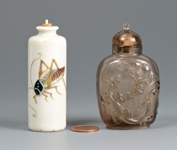 2 Chinese snuff bottles (1 of 10)
