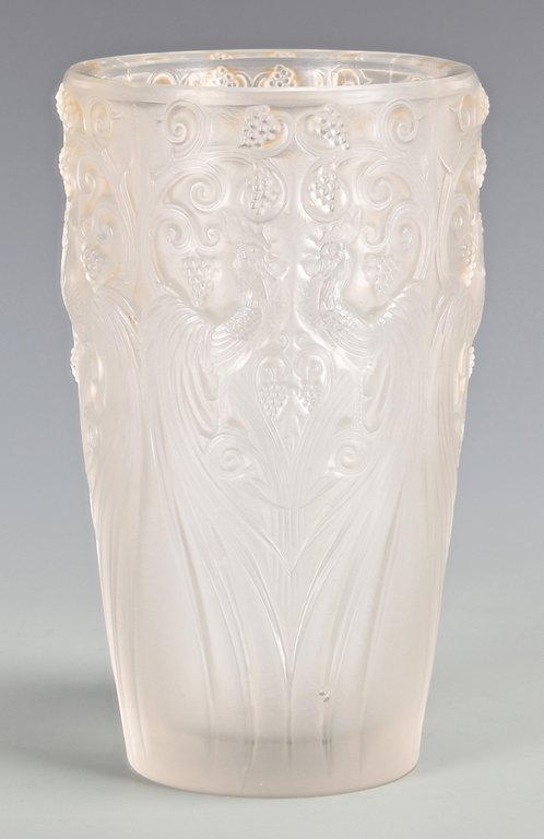 Lalique Coq et Raisins Frosted Vase (1 of 8)