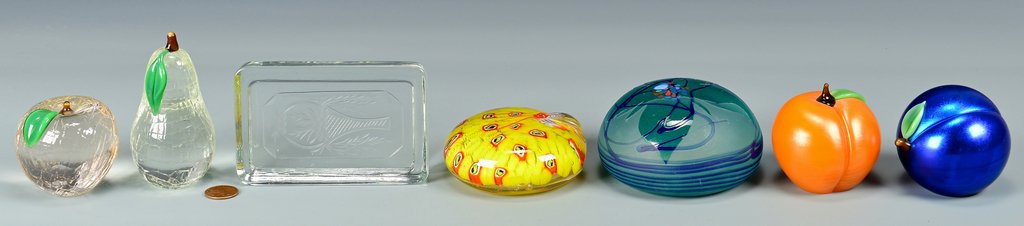 Collection of 7 paperweights (1 of 10)