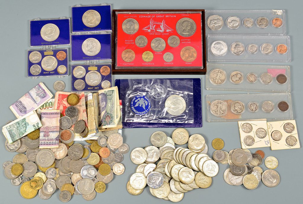 Grouping of American, European/Foreign Coins (1 of 8)