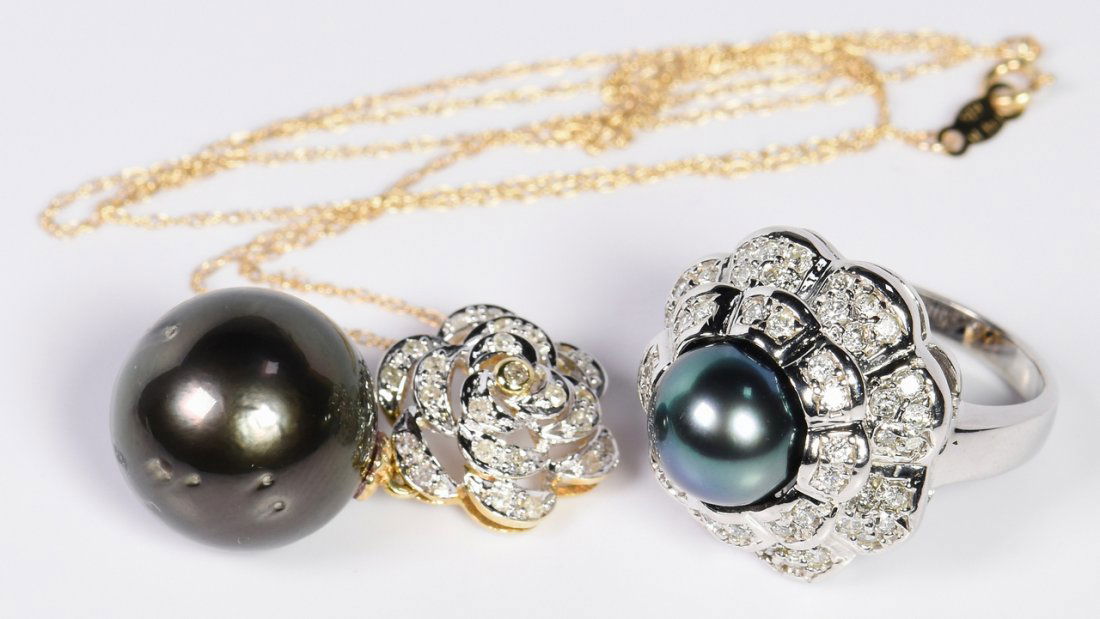 Tahitian Pearl and Diamond Jewelry (1 of 9)