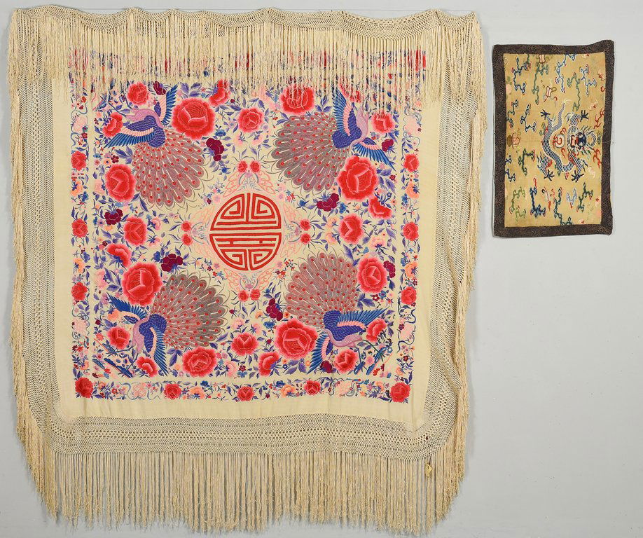 2 Chinese Silk Textiles- Shawl & Badge (1 of 8)