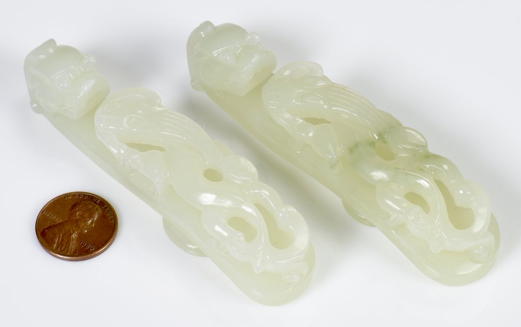 2 Chinese Carved Jade Belt Hooks, Dragon Form (1 of 10)
