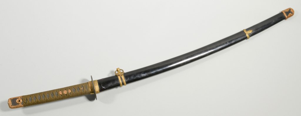 WWII Era Japanese Naval Officer's Sword (1 of 7)