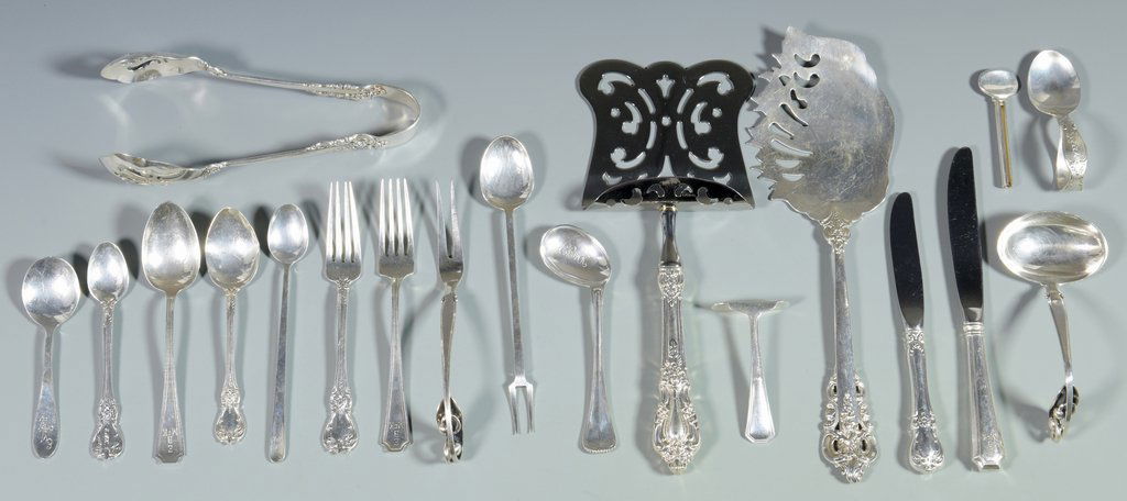 19 pcs. flatware inc. serving pieces (1 of 10)