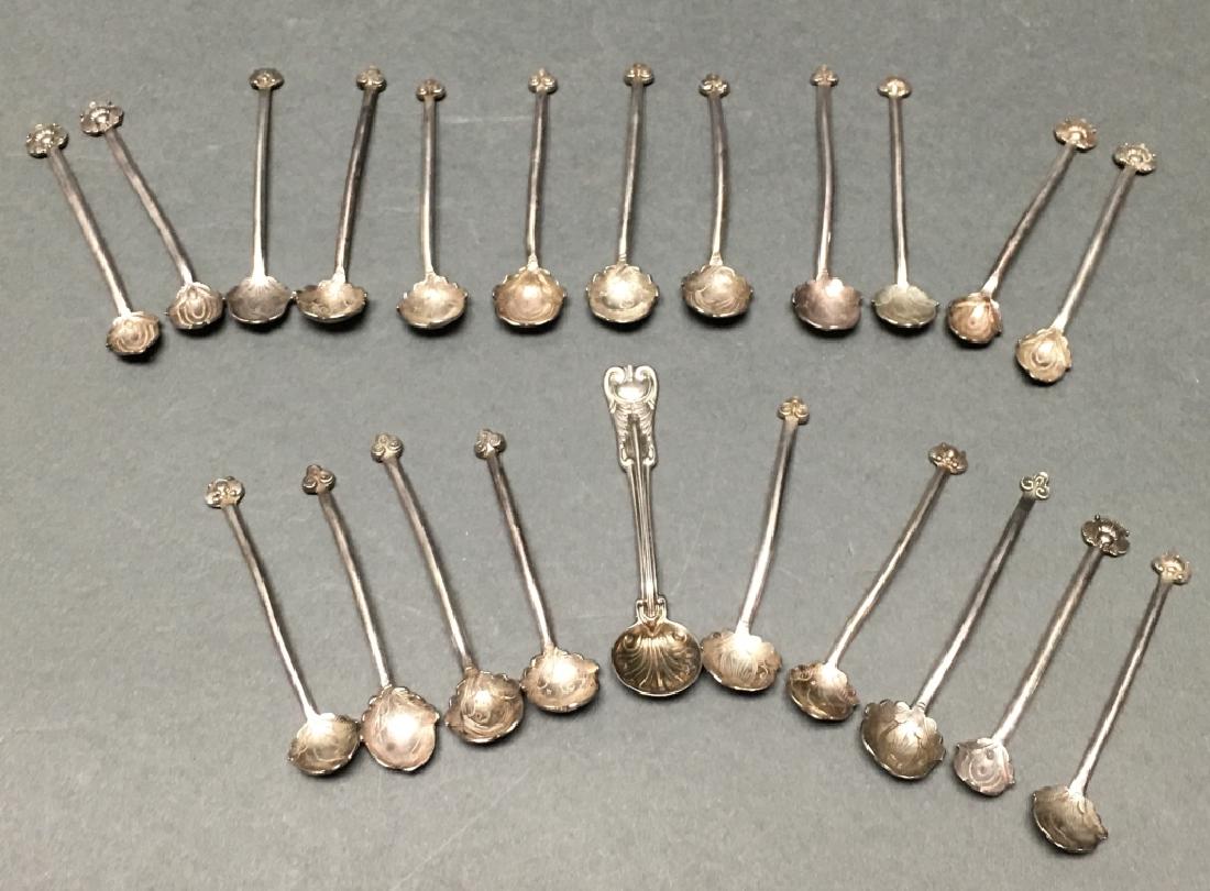 22 Chinese export silver spoons (1 of 4)