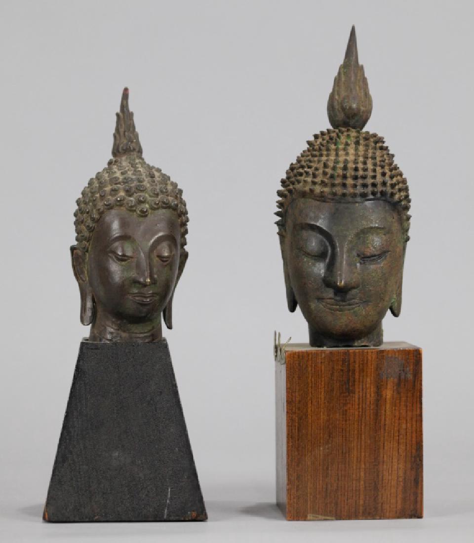 2 Southeast Asian bronze Buddha heads, 19th c. (1 of 5)