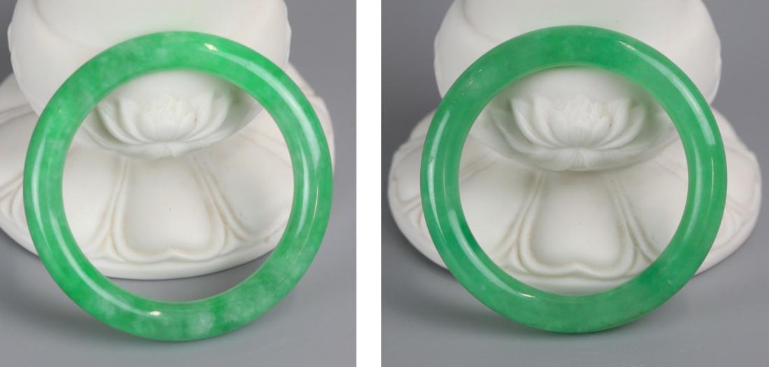 2 Chinese jadeite bangles (1 of 3)