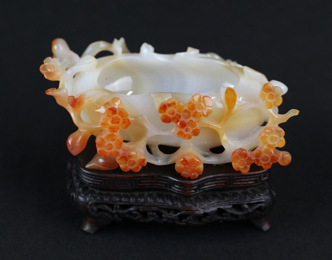 Chinese carved agate brush washer (1 of 3)