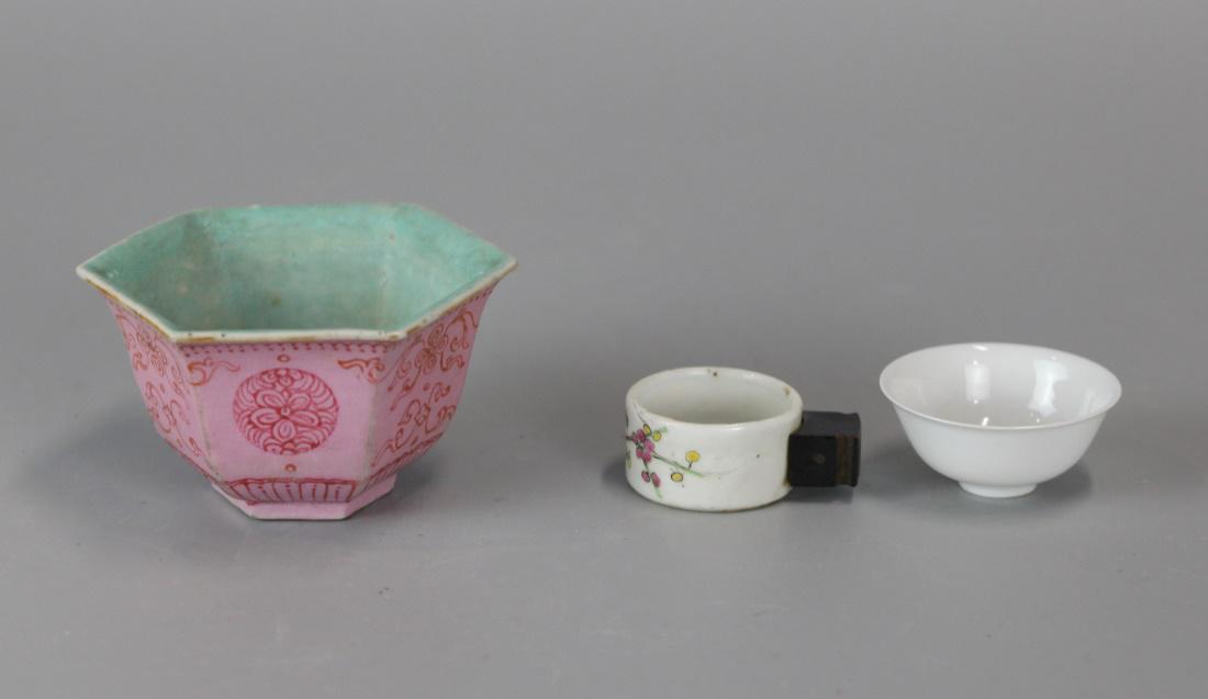 3 Chinese porcelain wares, Qing dynasty (1 of 9)