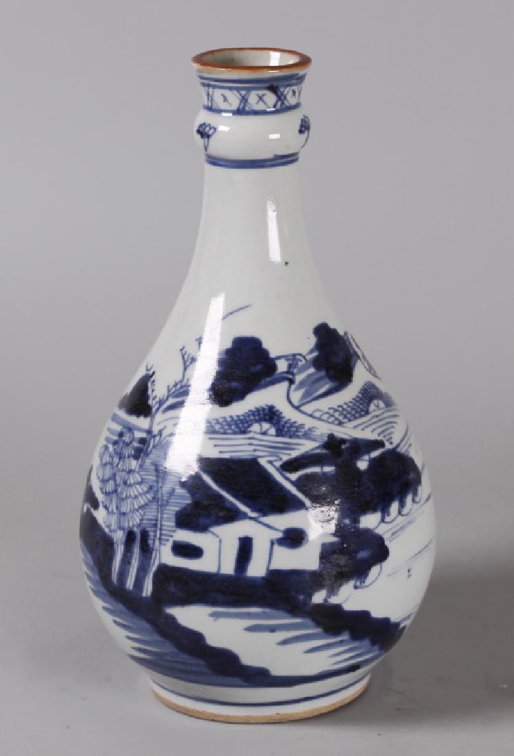 Chinese blue & white porcelain vase, possibly 19th c. (1 of 4)