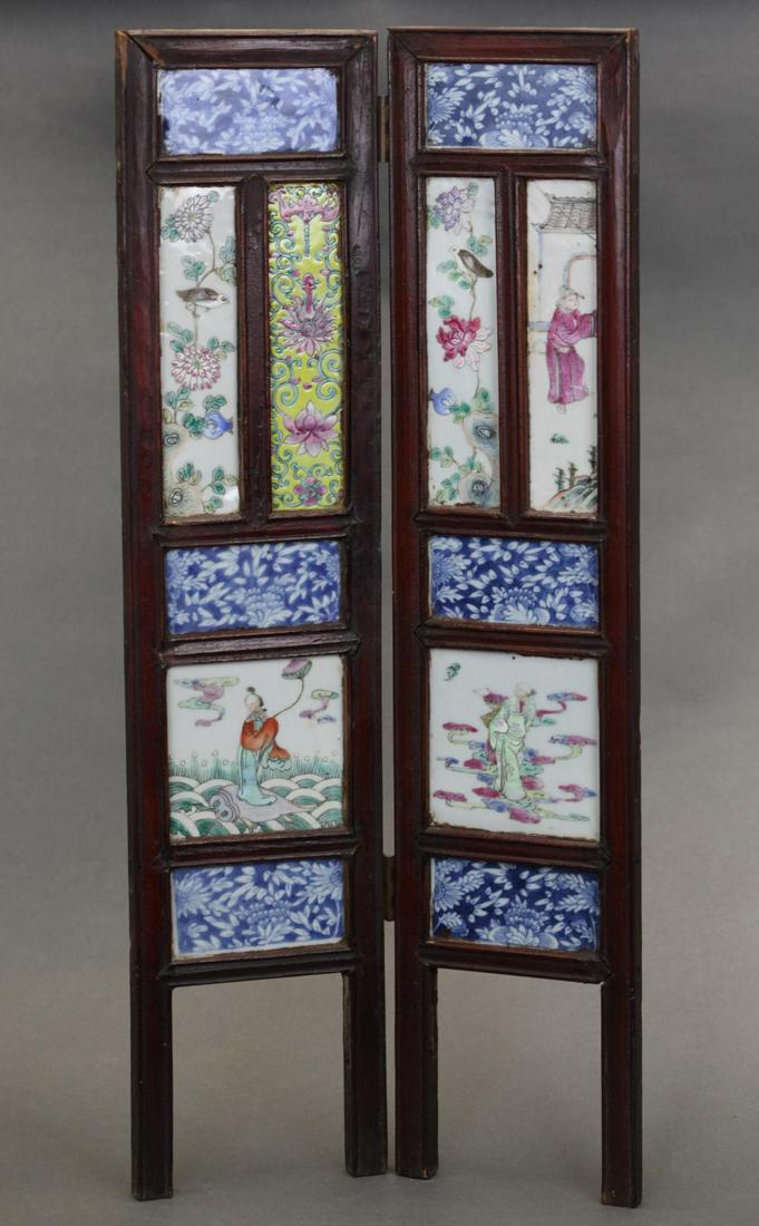 Chinese porcelain table screen, possibly 19th c. (1 of 2)