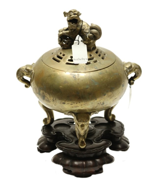 Chinese bronze tripod censer (Qing dynasty) (1 of 4)