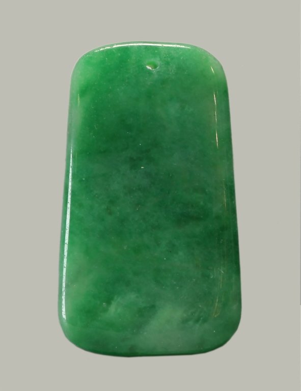 Chinese jadeite pendant (1 of 3)